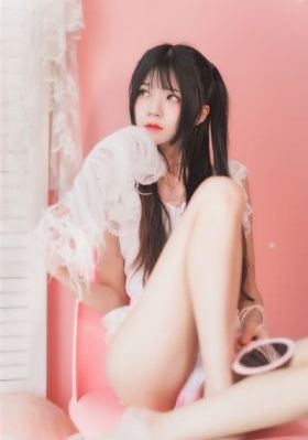 天降二楼女子从二楼掉下来